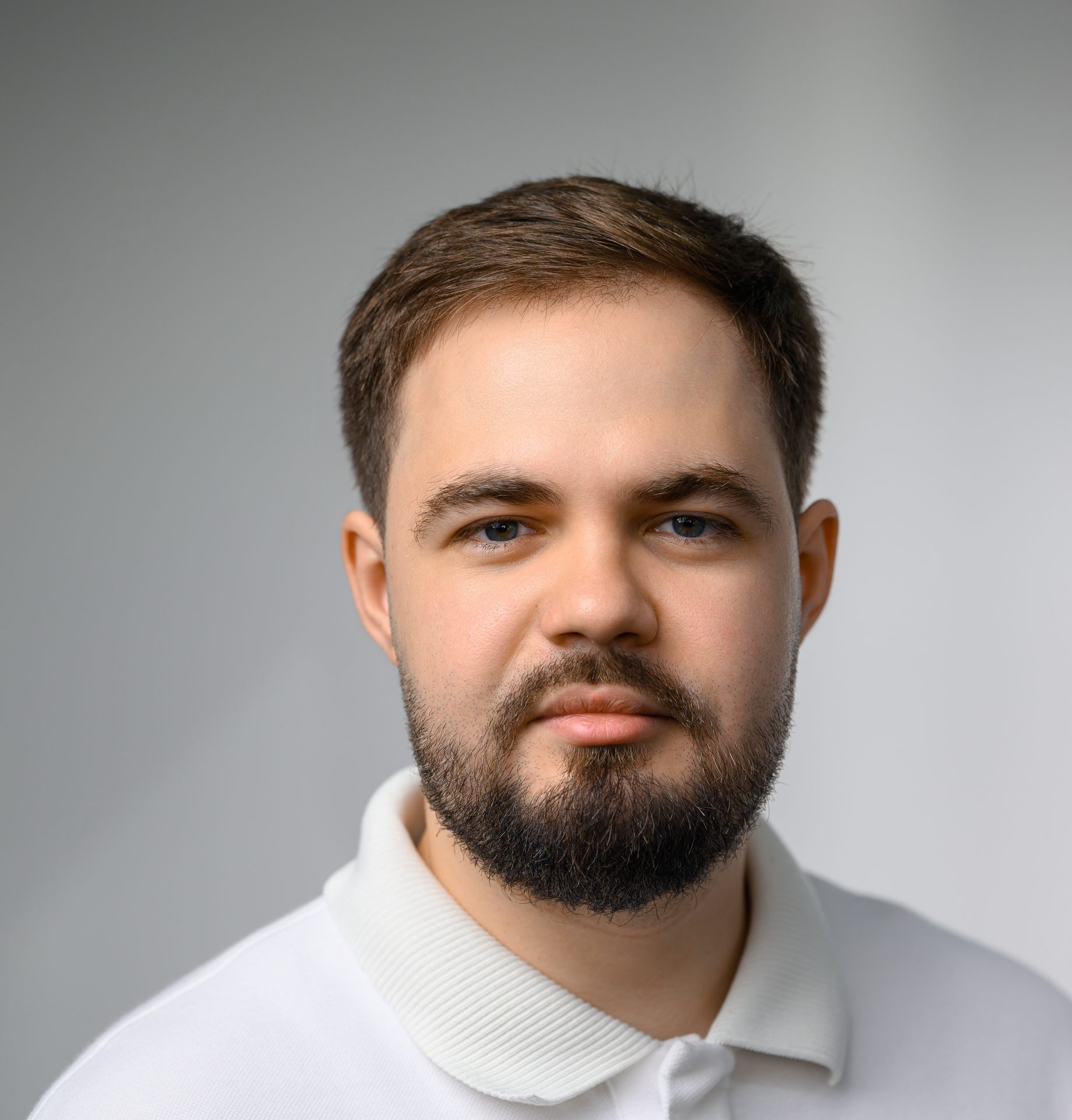 АРТЕМ ПЛУЖНИКОВ